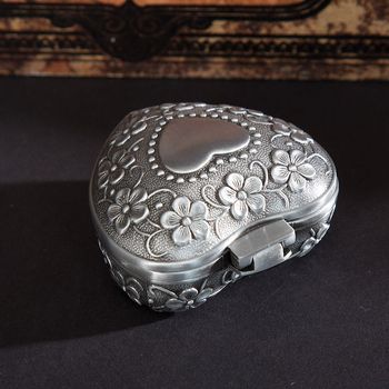 Širdies formos rožės vintažinės princesės metalinė kišeninė papuošalų dėžutė, vestuvių suvenyras, dovana, papuošalų dėžutė