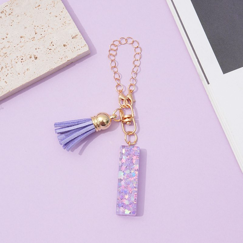 26 angliškų raidžių violetinis kutais ir žvaigždėmis puoštas blizgučiais moteriškas krepšys su vandens puodelio grandinėle, automobilio raktų pakabukas su kryželiu