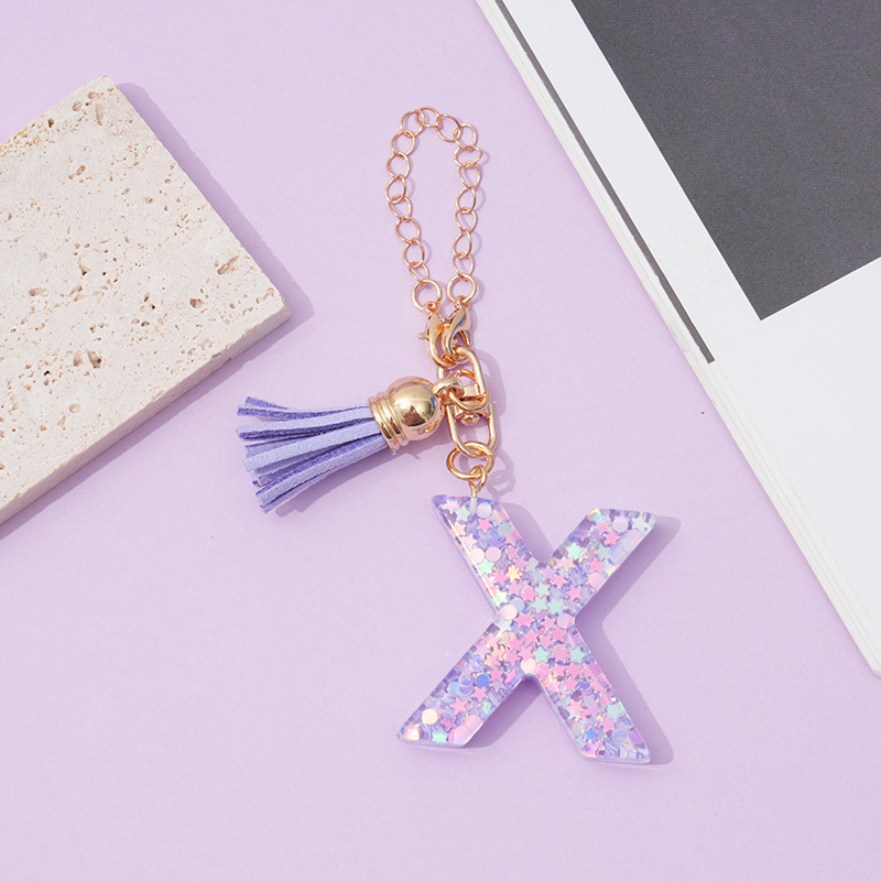 26 angliškų raidžių violetinis kutais ir žvaigždėmis puoštas blizgučiais moteriškas krepšys su vandens puodelio grandinėle, automobilio raktų pakabukas su kryželiu