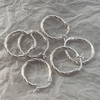 Suchuang S925 srebrne geometrijske naušnice s obručem za djevojčice, elegantni nišni dizajn, korejski svestrani naušnice s kopčom za uši