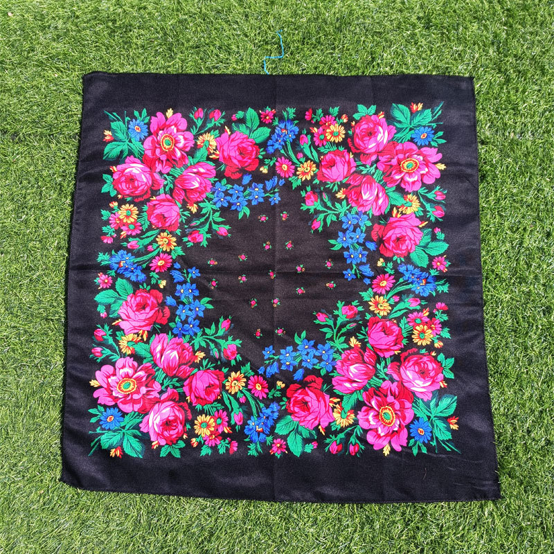 Roosa salliga trükitud ruudukujuline sall, suure lillega sall etnilises stiilis naiste sall, laos hulgimüügis