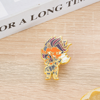 Insignă emailată Kawaii Karahe, inspirată de personajul jocului