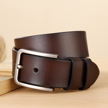 Vyriškas diržas su galvijos oda ir sagtimi. Jaunatviškas laisvalaikio odinis diržas iš „Joker“, vyriški džinsai, parduodami tiesiogiai iš gamyklos.