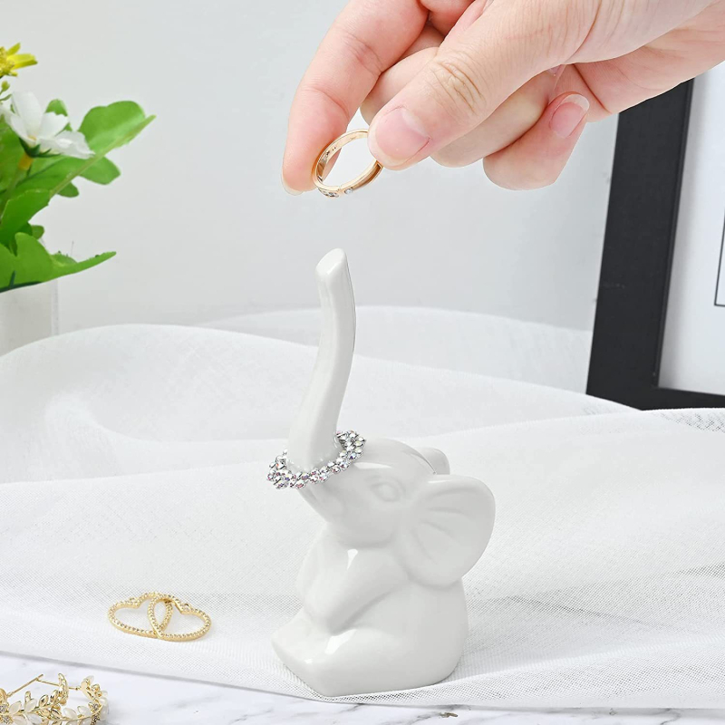 Keraamiline valge elevandi rõngasriiul kaelakee rõngas ehete riiul kodulaua kaunistuseks loominguline kingitus