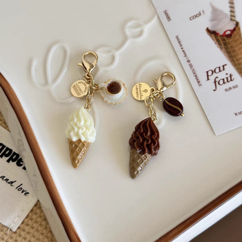 Καλλιτεχνικό στυλ φλιτζάνι καφέ χειρός κρεμαστό κόσμημα ψωμιού τσάντα κρεμαστό δημιουργικό μεταλλικό κρεμαστό βιβλίο χειρός λογαριασμού διακοσμητικό μεταλλικό κρεμαστό κόσμημα