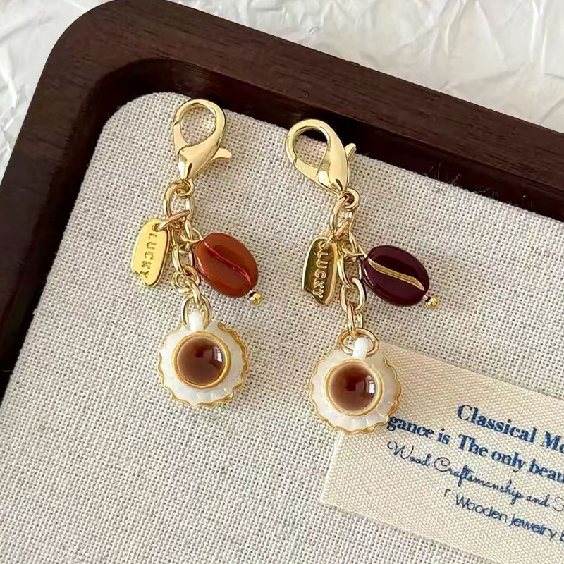 Meniško stiliaus kavos puodelis, rankinė, pakabukas, duonos pakabinamas maišelis, kūrybingas metalinis pakabinamas rankinė, knyga, dekoratyvinis metalinis pakabukas