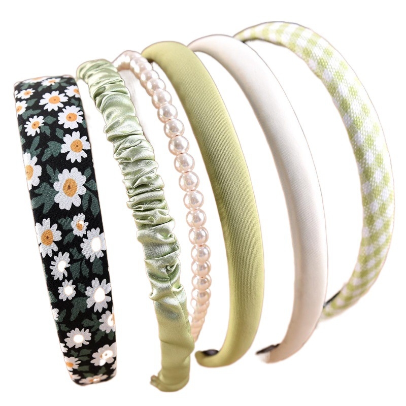 „Amazon“ tarpvalstybinis 6 asmenų grupei skirtas gėlių rašto vienspalvis plaukų juostelių derinys