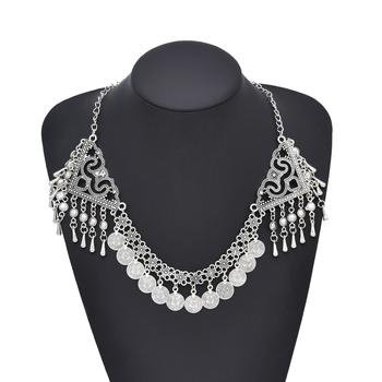 Euroopa ja Ameerika retro sulamist tutiga kaelakee peakate kahesuguse kasutusega aksessuaaridega liialdatud pinnakattega naiste mündist otsmikuketiga juuksepael hulgimüük