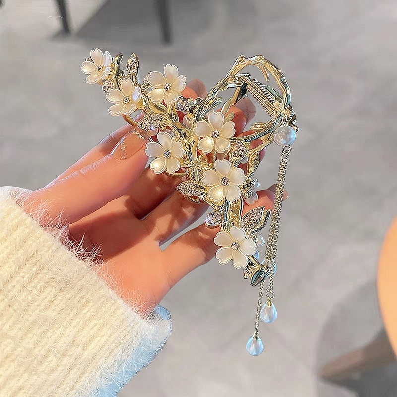 Nacionalna plima đurđica cvijet resa velika kopča za hvatanje modni temperament biserna ploča kopča za kosu stražnja glava kopča za morskog psa veleprodaja