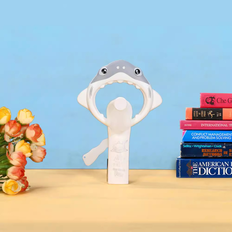 Mielas animacinis rankinis vėduoklis su ryklio formos nešiojamu rankiniu vėduokliu, vasarinis, rankinis mini vėduoklis