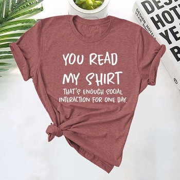 „You Read My Shirt That's Enough“ – juokingi trumparankoviai marškinėliai su socialiniais užrašais