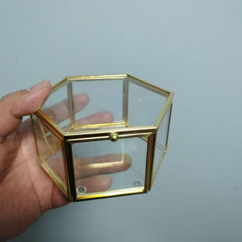 Εργοστασιακό διαφανές γυάλινο κουτί αποθήκευσης με χρυσό περίγραμμα κοσμήματος κουτί δώρου σαλόνι ομορφιάς ανθεκτικό στη σκόνη χρυσό περίγραμμα σχέδιο