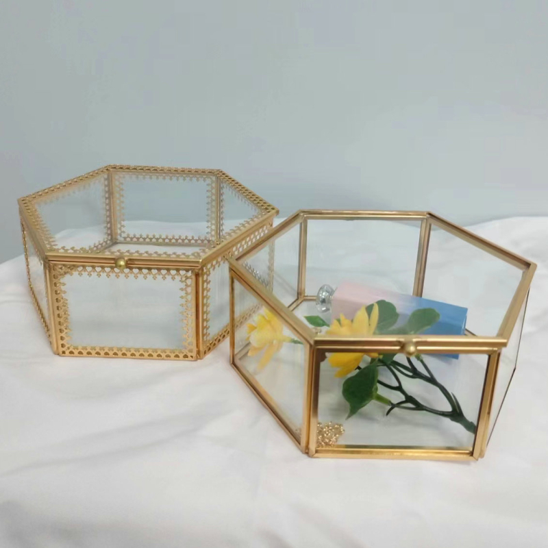 Εργοστασιακό διαφανές γυάλινο κουτί αποθήκευσης με χρυσό περίγραμμα κοσμήματος κουτί δώρου σαλόνι ομορφιάς ανθεκτικό στη σκόνη χρυσό περίγραμμα σχέδιο