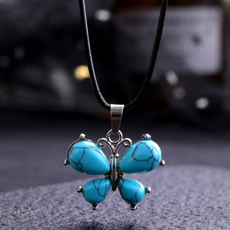 Europos ir Amerikos tarpvalstybinis karšto pardavimo natūralaus akmens krištolo drugelio pakabukas su ametistu, tigro akies akmeniu, personalizuota retro papuošalų didmeninė prekyba