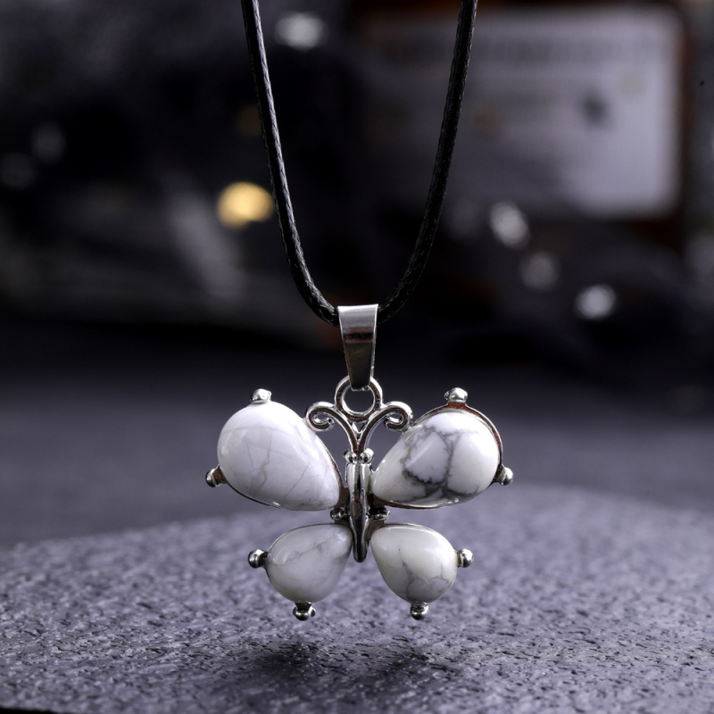 Europos ir Amerikos tarpvalstybinis karšto pardavimo natūralaus akmens krištolo drugelio pakabukas su ametistu, tigro akies akmeniu, personalizuota retro papuošalų didmeninė prekyba