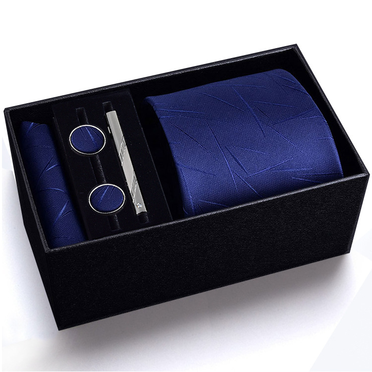 Poklon kutija] Muška kravata, kvadratni šal, manžete, kopča za kravatu, odijelo od pet dijelova, logo, formalno poslovno, plave pruge