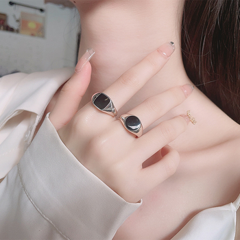 Ασημένιο δαχτυλίδι Chao Sheng s925 με μαύρη κόλλα, ιαπωνικό και κορεάτικο μοντέρνο, τετράγωνο δαχτυλίδι INS, γενναιόδωρο δαχτυλίδι all-match