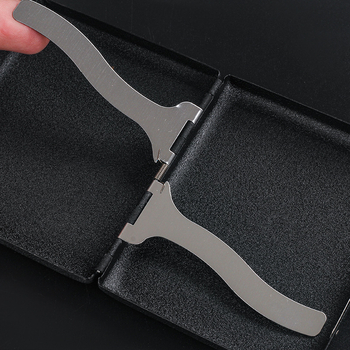 Θήκη τσιγάρων διπλής χρήσης μεσαίου πάχους, μαύρη μεταλλική κλιπ τσιγάρου με παγωμένο μέταλλο, δημιουργική, φορητή ανδρική θήκη τσιγάρων, αντιπυρετική και ανθεκτική στην υγρασία