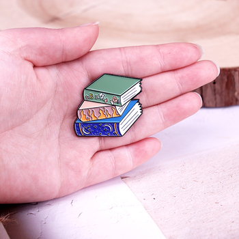 Insignă de carte fantastică, pasionați de lectură, broșă emailată pentru tocilari
