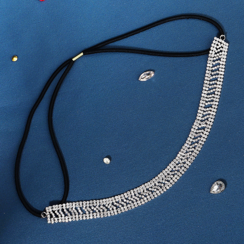 Euroopa ja Ameerika pruudi pulmakleit Juukseaksessuaarid Geomeetrilise disainiga teemantpeapael Igapäevane survega rhinestone`iga elastne juuksepael