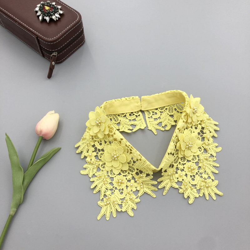 Mūsų gamykla gamina smėlyje tirpius siuvinėjimus ir trimačius mažų gėlių imitacinius antkaklius, gamykloje yra visų rūšių imitacinių antkaklių drabužių aksesuarų.