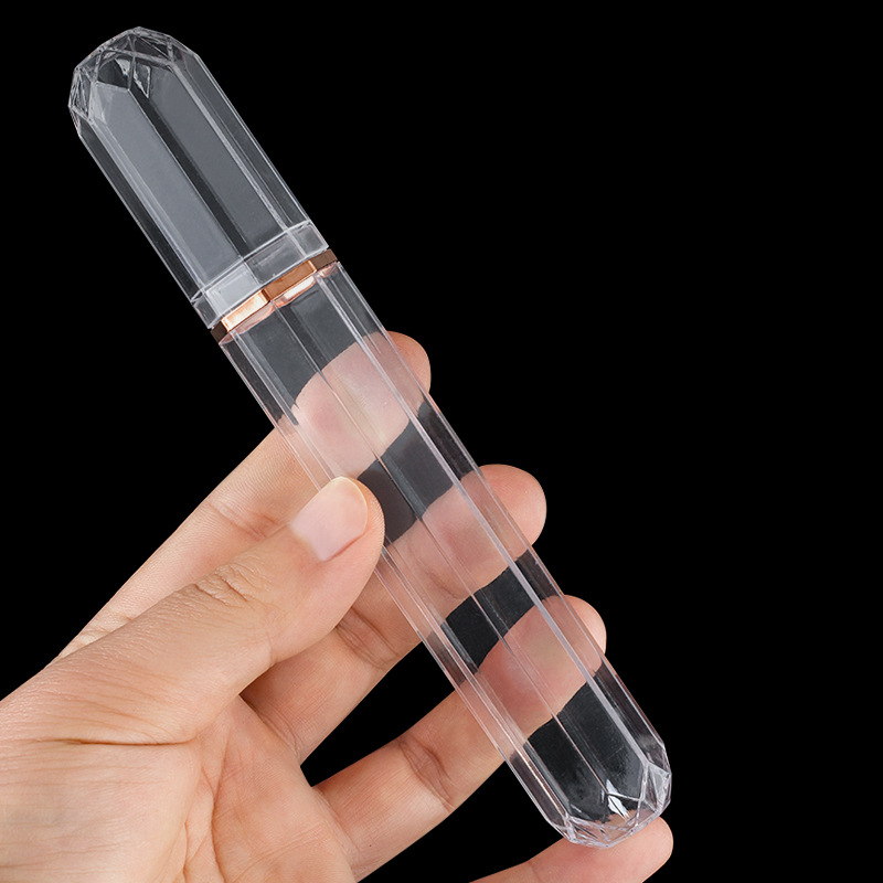 Caurspīdīga plastmasas cigāru tūbiņa, pārnēsājama mitrinoša cigāru tūbiņa, mitrinoša tūbiņa, aizsargapvalks, cigāru mitrinātāja kaste, smēķēšanas komplekts