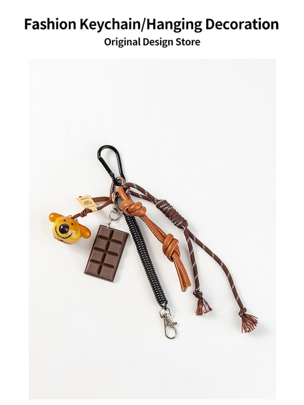 „Maillard Brown“ korėjietiško stiliaus šokoladinis riestainis su šarminiu mazgu, dekoratyvinė grandinėlė su „Miu“ šarminės duonos pakabuku