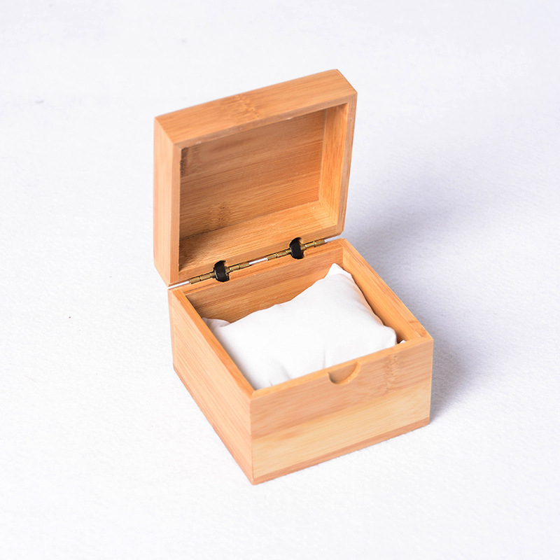 Drevená krabička na prstene šperky diamantový prsteň hodinky diamantový prsteň krabička darček stolný úložný box na náušnice