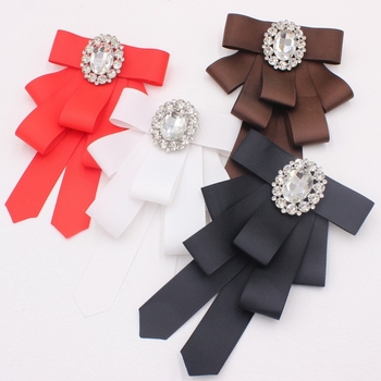 Черен конец плат мода диамантена игла за вратовръзка, носене европейски и американски стил риза яка цветя аксесоари на едро TS272