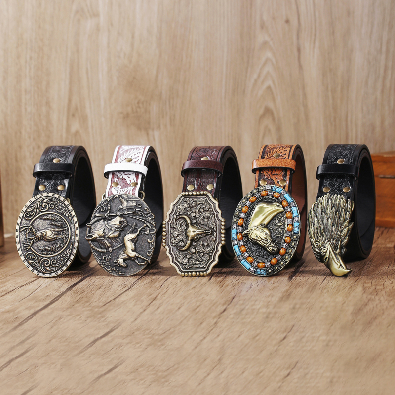 Įvairūs pasirenkami vakarietiško stiliaus didelių plokščių sagčių diržai iš PU odos, pasižymintys dideliu jausmu, retro įspaudu, tiesioginiai gamykliniai pardavimai.