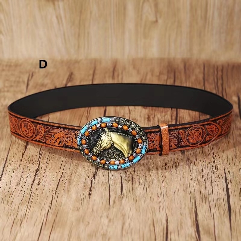 Įvairūs pasirenkami vakarietiško stiliaus didelių plokščių sagčių diržai iš PU odos, pasižymintys dideliu jausmu, retro įspaudu, tiesioginiai gamykliniai pardavimai.