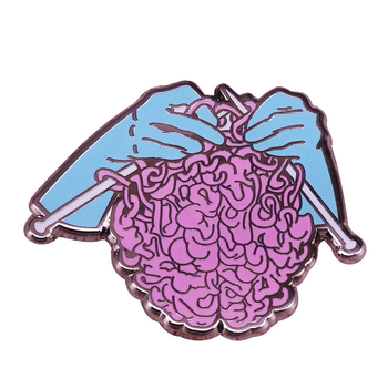 Insignă țesută manual