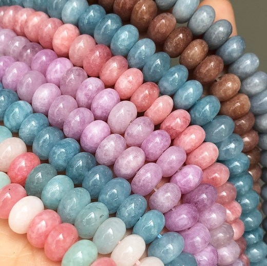 Tarpvalstybiniai morganito abakuso karoliukai, išsibarstę karoliukai, papuošalų aksesuarai, apyrankės karoliukai