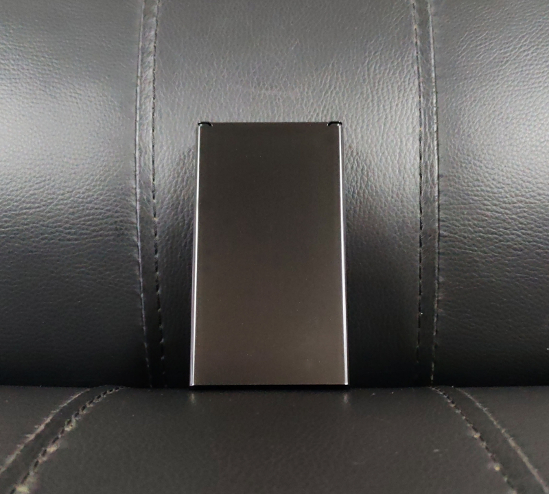 Plona cigarečių dėžutė su 20 dalių, itin plona nešiojama ištraukiama automatinė iššokanti drėgmei atspari aliuminio lydinio slankiojanti metalinė cigarečių dėžutė vyrams