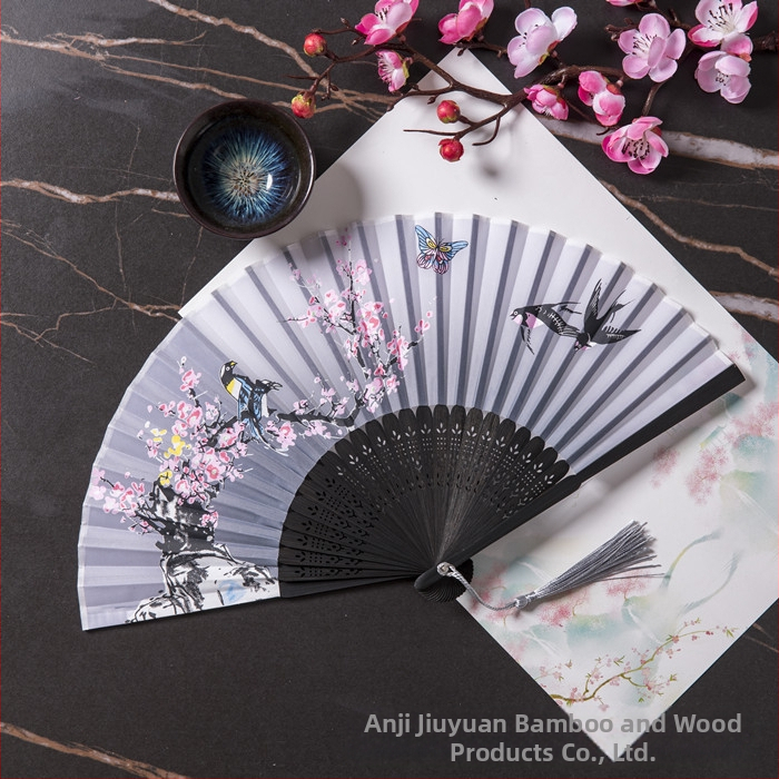 Sklopivi ventilator Hanfu ženske kostime drevnog stila ljetni retro bambusov ventilator kineski stil nacionalni modni sklopivi prijenosni ventilator