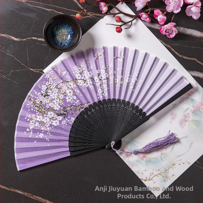 Sklopivi ventilator Hanfu ženske kostime drevnog stila ljetni retro bambusov ventilator kineski stil nacionalni modni sklopivi prijenosni ventilator