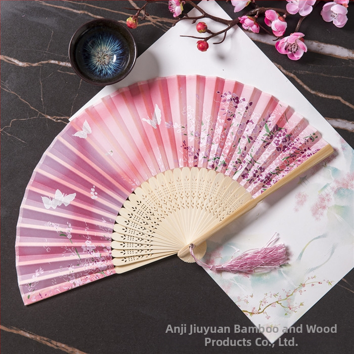 Sklopivi ventilator Hanfu ženske kostime drevnog stila ljetni retro bambusov ventilator kineski stil nacionalni modni sklopivi prijenosni ventilator