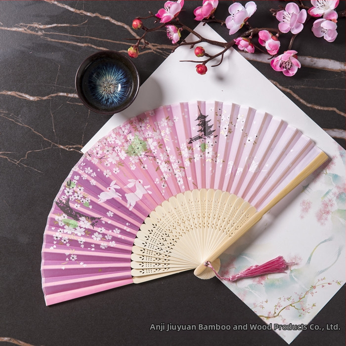 Sklopivi ventilator Hanfu ženske kostime drevnog stila ljetni retro bambusov ventilator kineski stil nacionalni modni sklopivi prijenosni ventilator