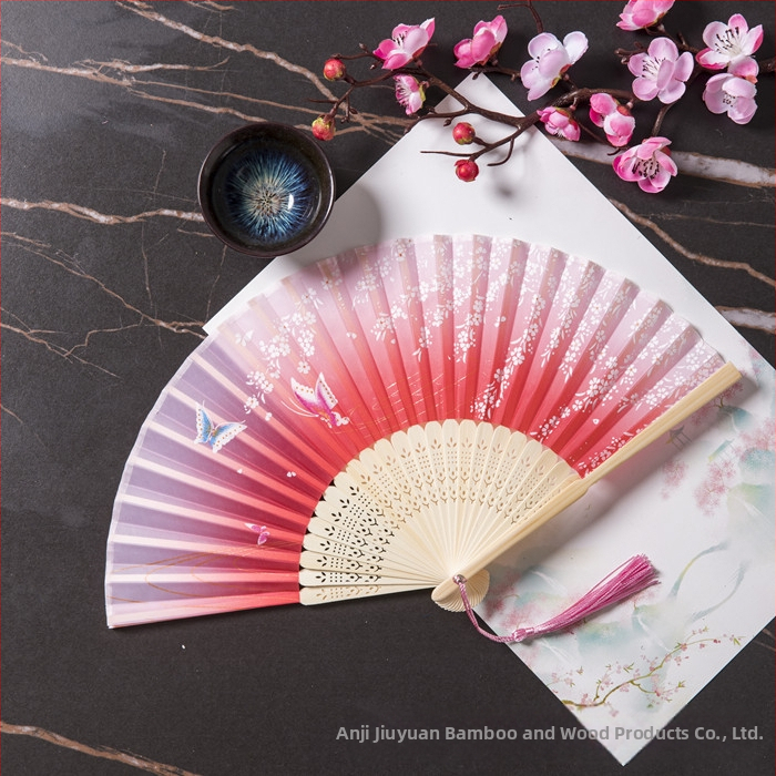 Sklopivi ventilator Hanfu ženske kostime drevnog stila ljetni retro bambusov ventilator kineski stil nacionalni modni sklopivi prijenosni ventilator