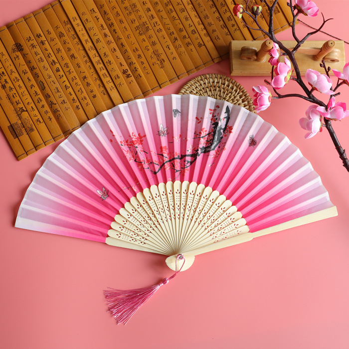 Sklopivi ventilator Hanfu ženske kostime drevnog stila ljetni retro bambusov ventilator kineski stil nacionalni modni sklopivi prijenosni ventilator