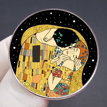 Broșă Der Kuss kiss pictură în ulei taffklimm simbolism insignă insignă din aliaj metalic