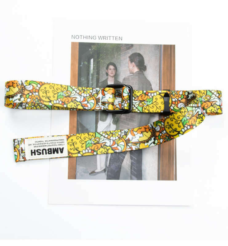 3,2 cm kvadratinės dvigubos kilpos drobės diržas su anakardžių gėlėmis ir madingu personalizuotu dekoratyviniu jaunimo diržu, spausdintu raide