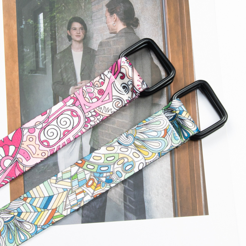 3,2 cm kvadratinės dvigubos kilpos drobės diržas su anakardžių gėlėmis ir madingu personalizuotu dekoratyviniu jaunimo diržu, spausdintu raide