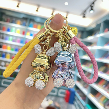 Δημιουργικό νέο ηλεκτρολυτικό μπρελόκ με λαγουδάκι και αρκούδα που κάθεται με στρας, εξαιρετικό μενταγιόν τσάντας αυτοκινήτου, μικρό δώρο για κούκλα