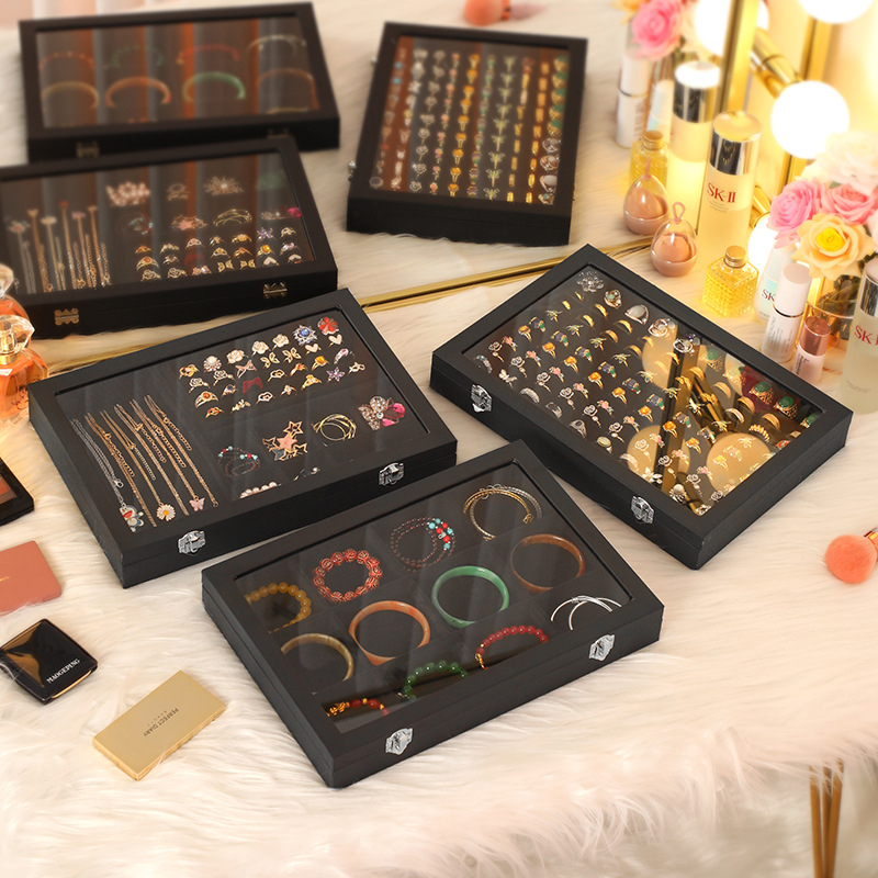 Didelės talpos papuošalų laikymo dėžutė Papuošalų dėžutė Papuošalų demonstracinė dėžutė Auskarai Auskarai, karoliai, apyrankės Žiedų dėžutė