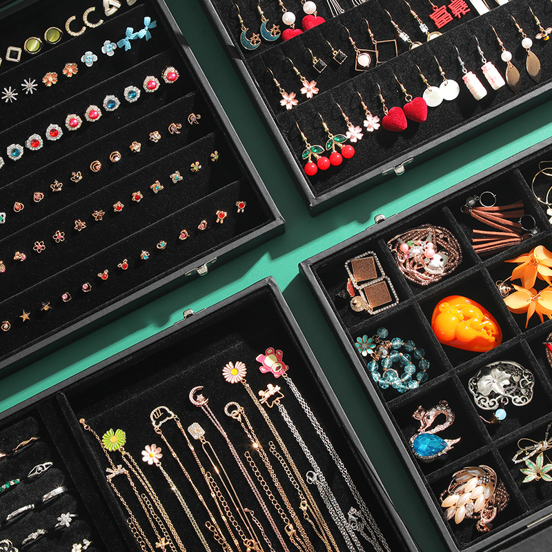 Didelės talpos papuošalų laikymo dėžutė Papuošalų dėžutė Papuošalų demonstracinė dėžutė Auskarai Auskarai, karoliai, apyrankės Žiedų dėžutė