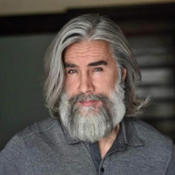 Euroopa ja Ameerika väliskaubanduse parukas Amazon soovib laos müüa meeste moe hõbehalli paruka peakatet