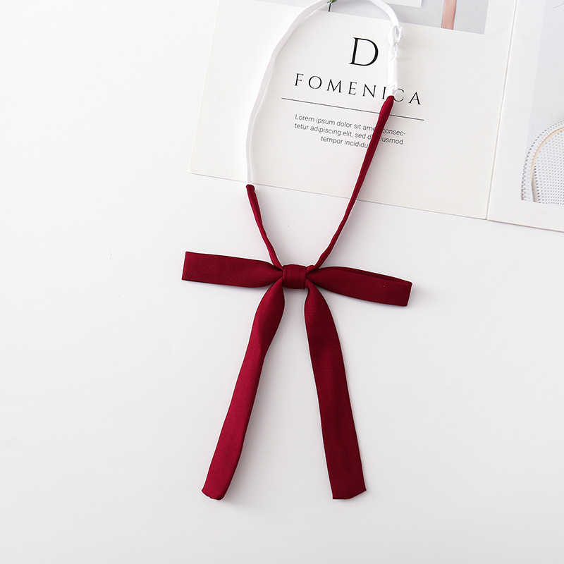 Naiste koolivorm JK lipsukaunistusega suvine lipsuke must punane professionaalne