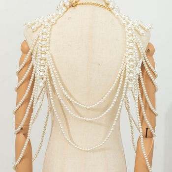 2024. gada jauna Eiropas un Amerikas stila pārspīlēta retro smagās rūpniecības roku darbs ar pērlītēm, daudzslāņu pērļu seksīga ķermeņa ķēde