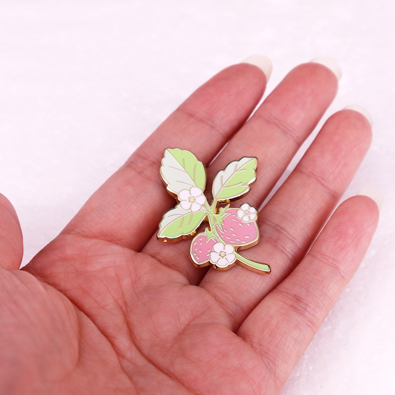 Mielas vaismedžio braškės sagės ženkliukas